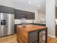 More Details about MLS # 20958601 : 724 E BLUFF STREET